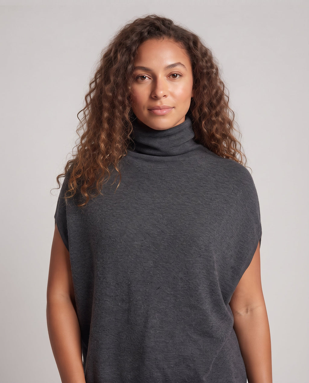 Women Lightweight Layering Sweater with Roll Neck and Set-In Arm Openings Fashion Glam