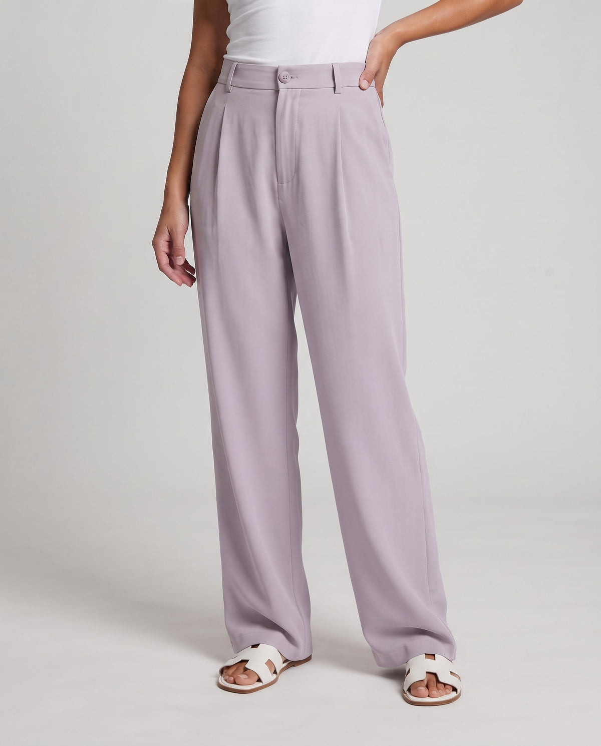 Women's wide high-waisted satin pants with pleats and elegant crease