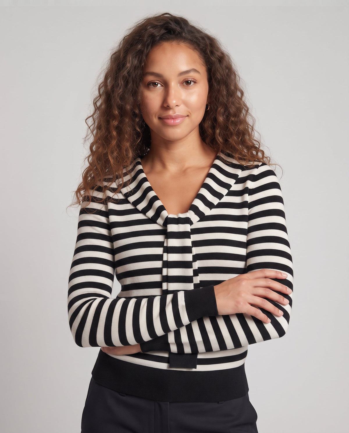 Women's Fine Fine Knit Cardigan with Integrated Knot Scarf Fashion Glam
