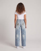 Ladies Wide Highwaist Jeans with Star Studs and Straight Leg Fashion Glam