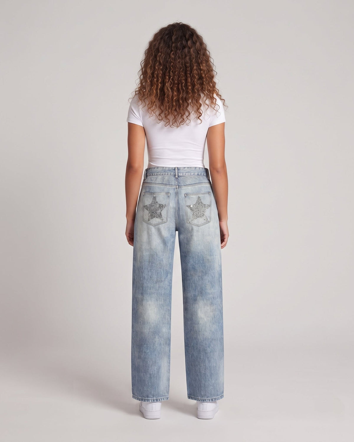 Ladies Wide Highwaist Jeans with Star Studs and Straight Leg Fashion Glam