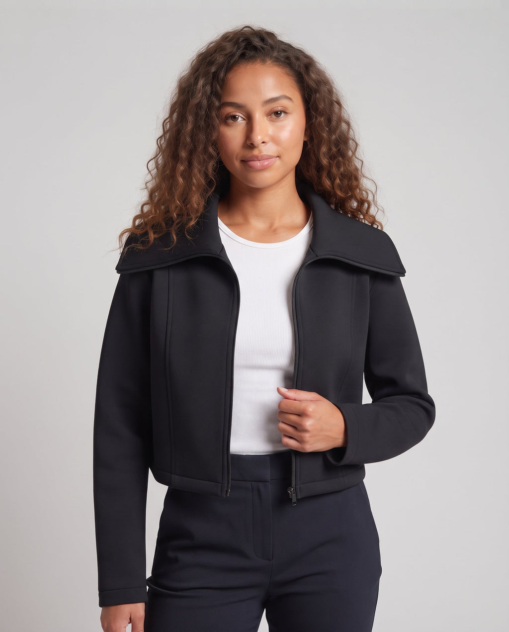 Women's short jacket with oversized lapel collar and concealed zipper Fashion Glam