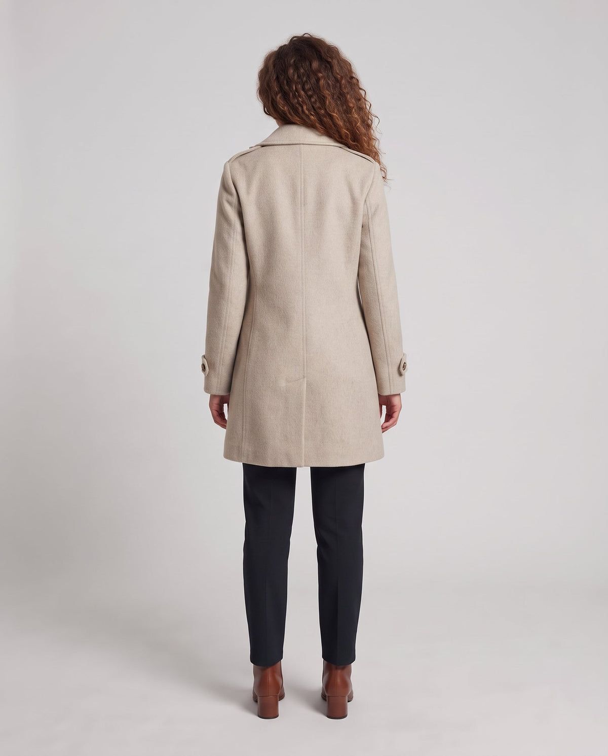 Ladies double-breasted tailored coat made of wool blend with tie belt, shoulder patches and cuff tabs Fashion Glam