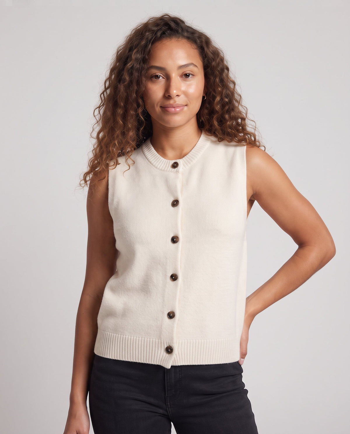 Women Sleeveless Knit Vest with Button Placket and Ribbed Hem Fashion Glam