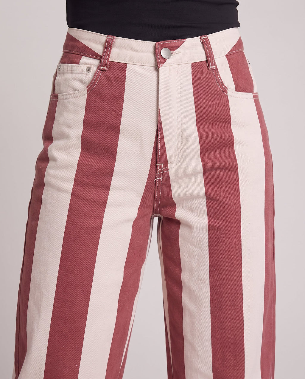 Women's high-waisted carrot pants with wide leg and broad vertical stripes Fashion Glam