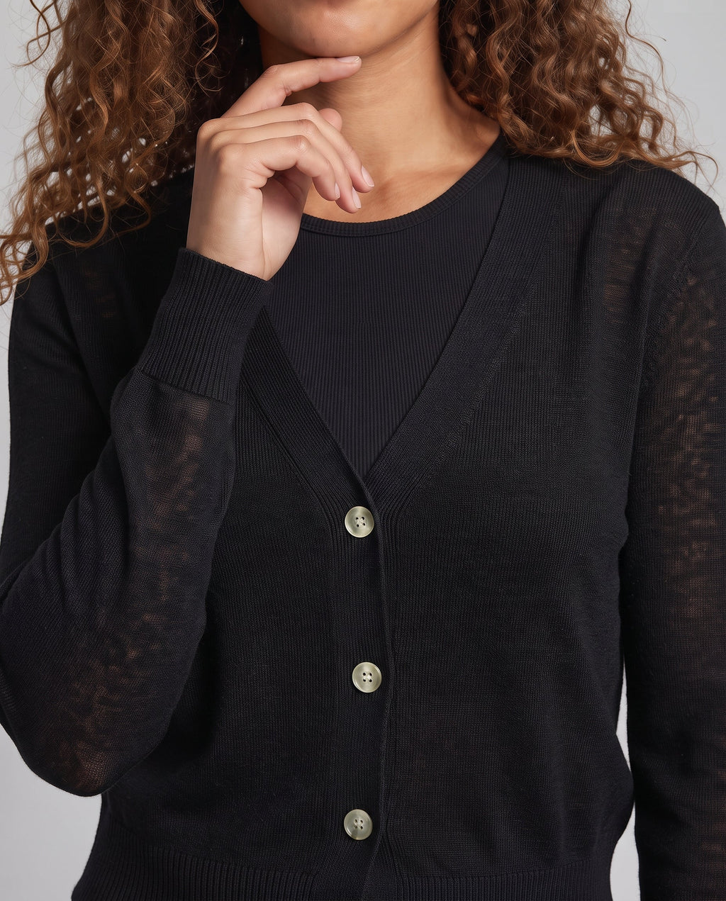 Women's Lightweight V-Neck Fine Knit Cardigan Fashion Glam