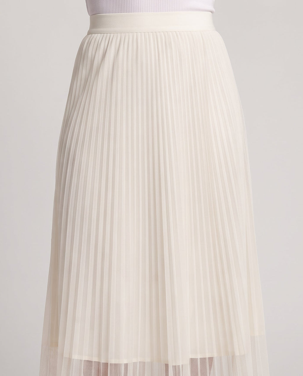 Women's midi skirt made of layered tulle with fine pleats and a high comfort waistband Fashion Glam