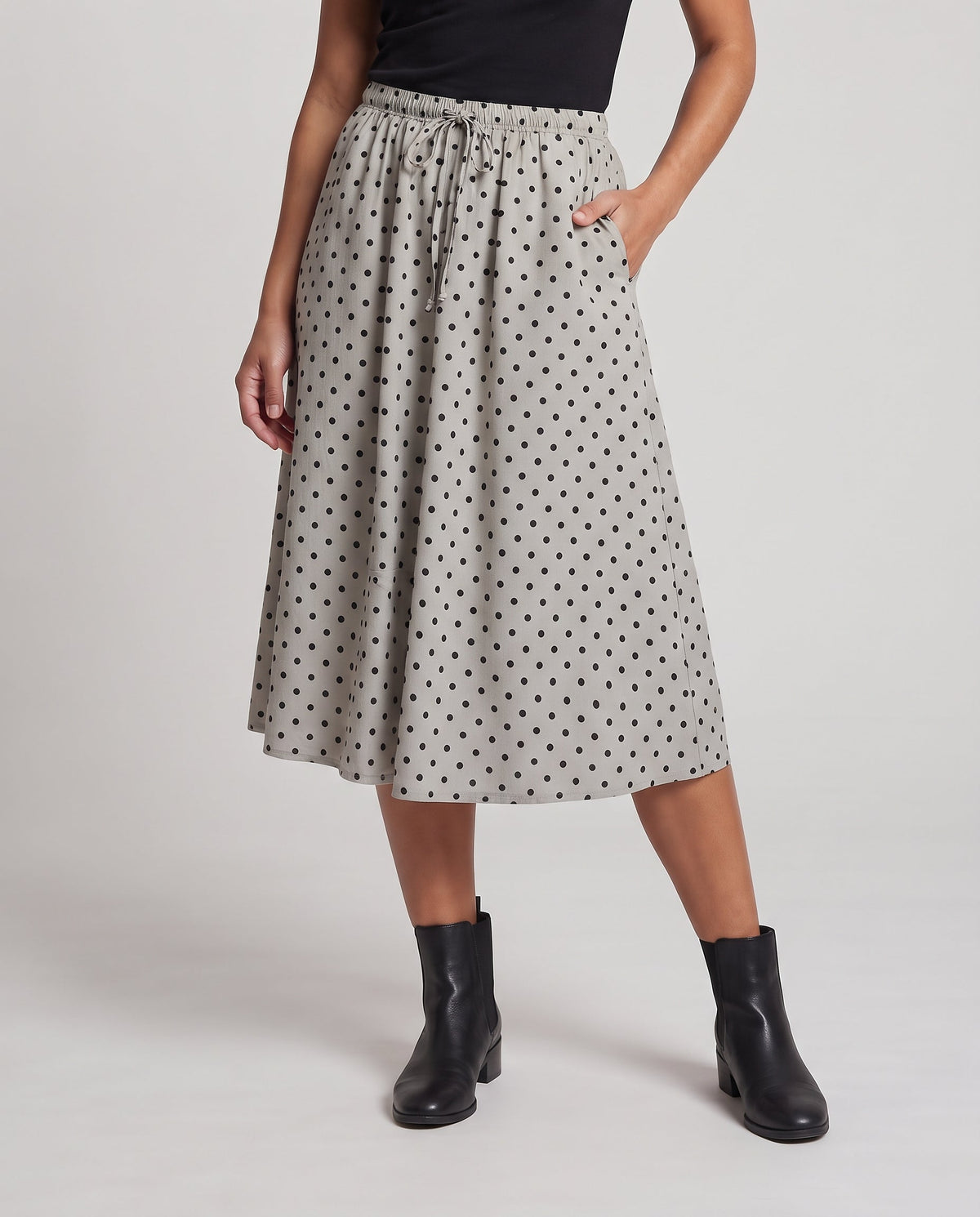 Women's skirt with elastic waistband, drawstring and flowing A-line silhouette Fashion Glam