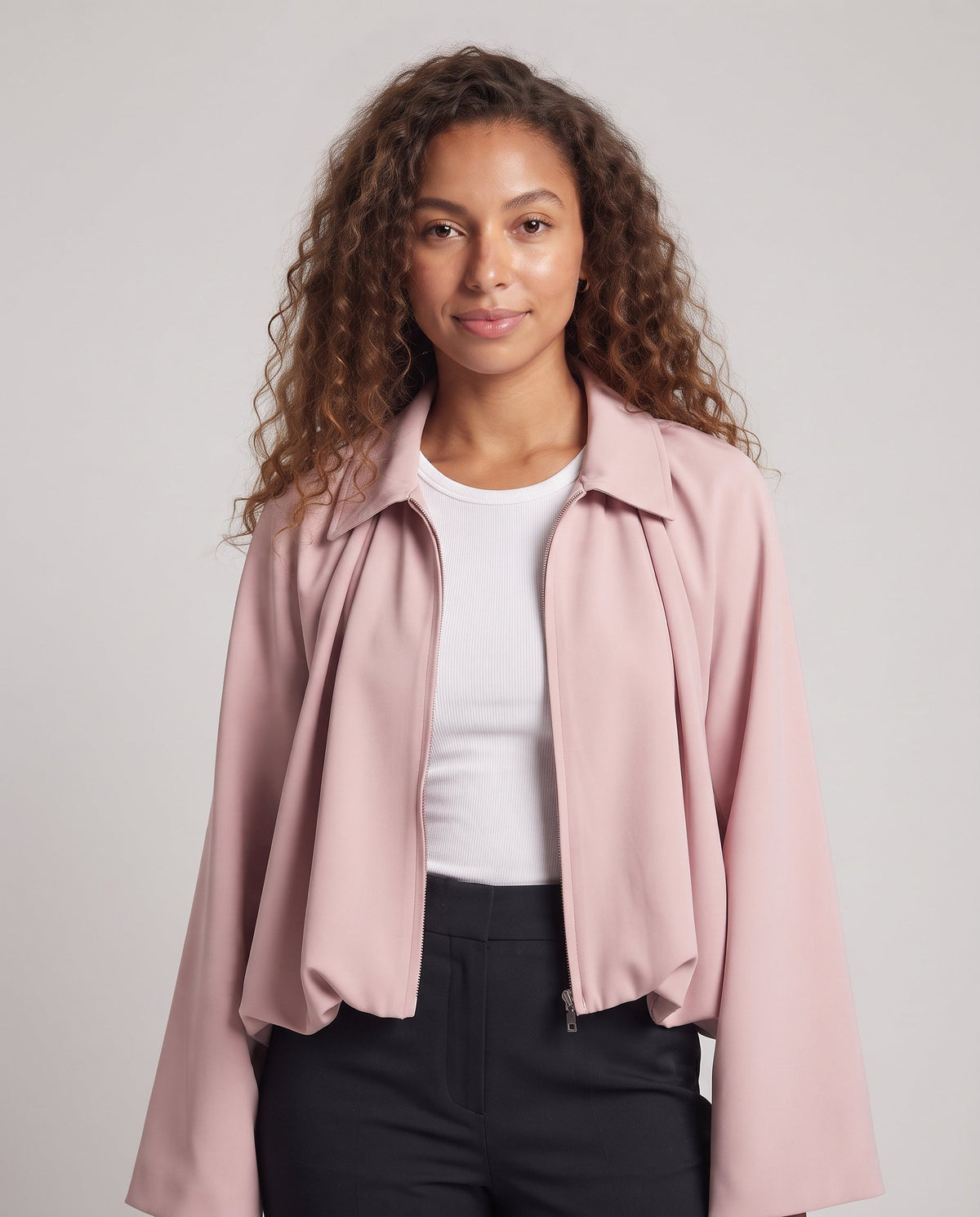 Women's short jacket with voluminous drapings and wide kimono sleeves Fashion Glam