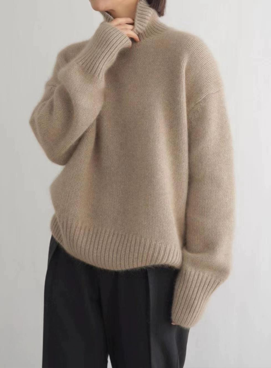 LEANA - COMFORTABLE KNITTED TURTLENECK JUMPER