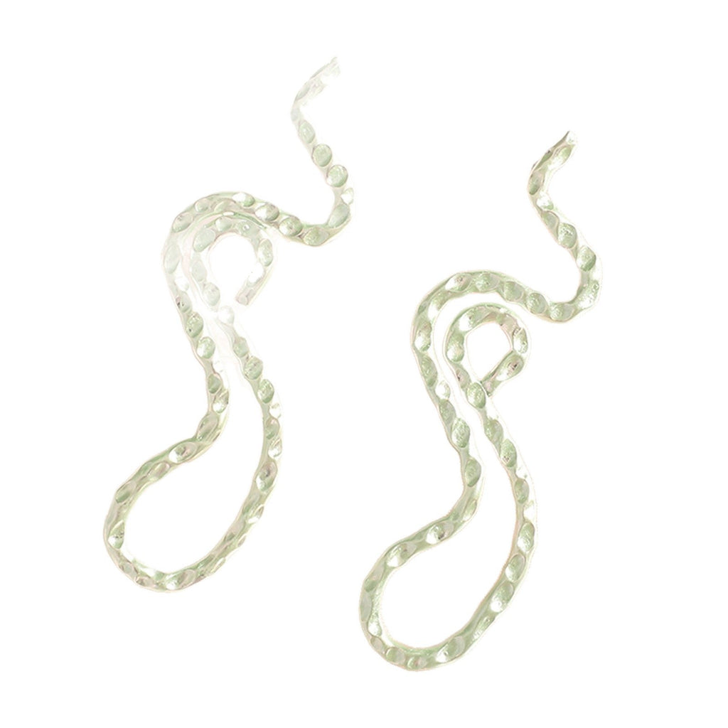 Ladies earrings in elegant wave pattern Fashion Glam