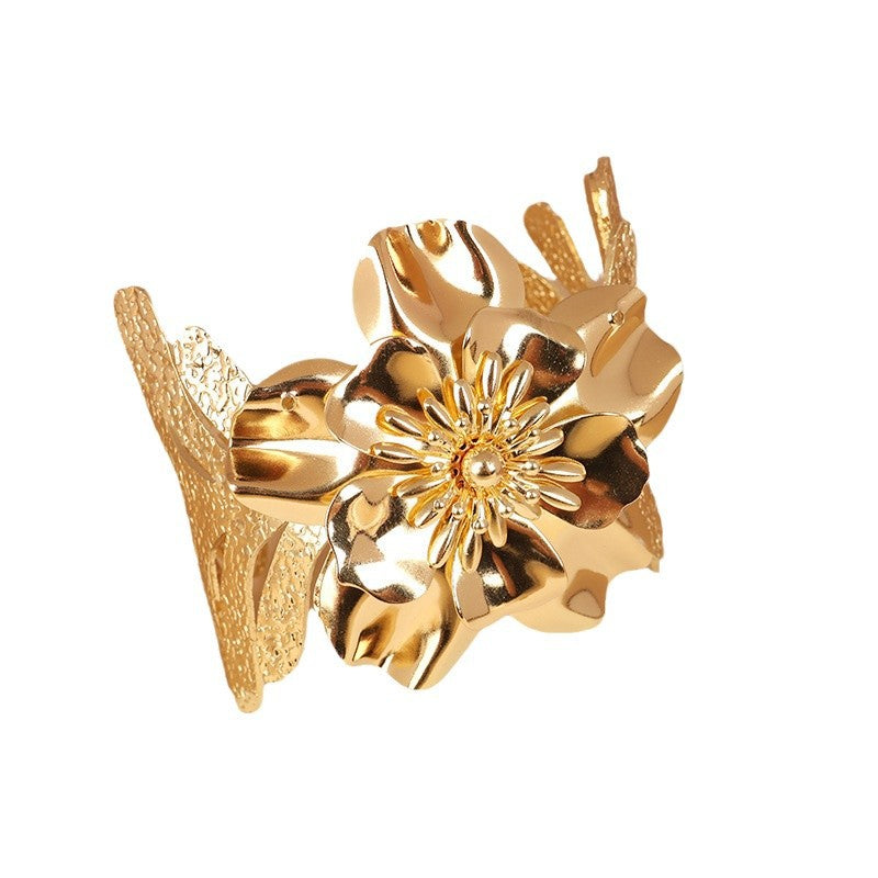 Women's elegant bracelet with artistic floral design Fashion Glam