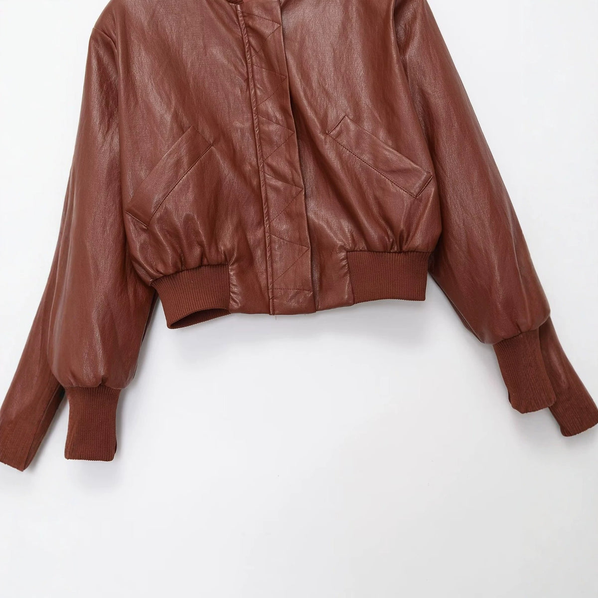 Ladies oversized bomber jacket in leather look with ribbed stand collar and balloon sleeves Fashion Glam