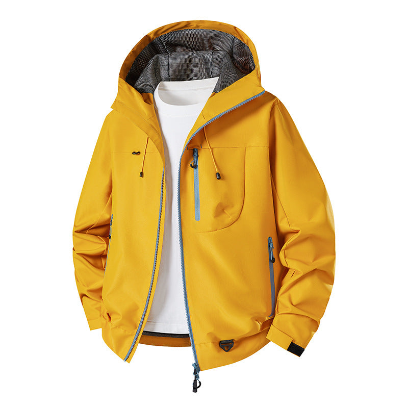 Men's water-repellent technical softshell jacket with hood, breathable mesh lining and zippered pockets Fashion Glam
