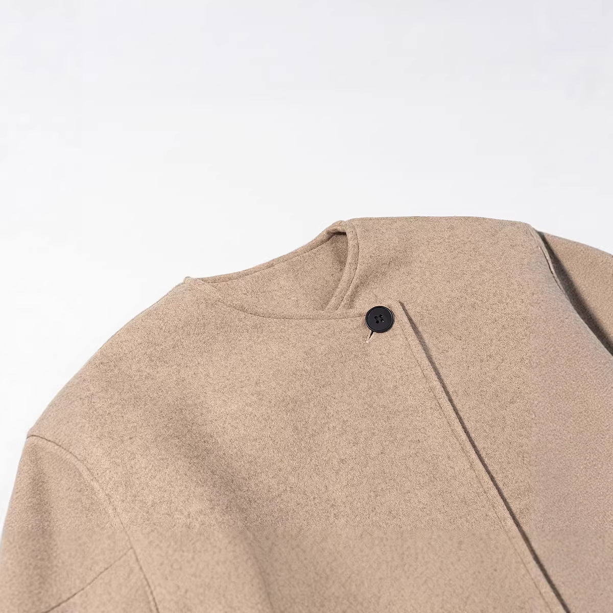 Women short-cut wool blend jacket with asymmetric button closure Fashion Glam