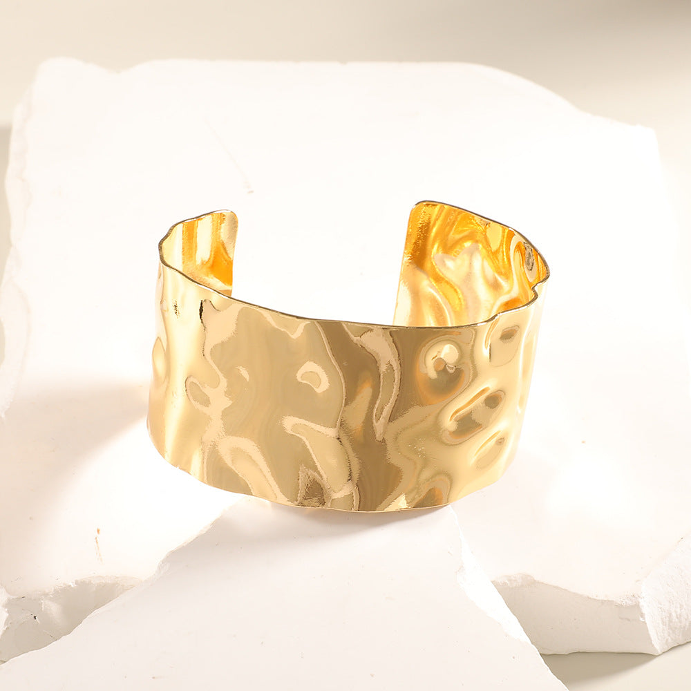 Women Open Bangle with Artistic Relief Design Fashion Glam