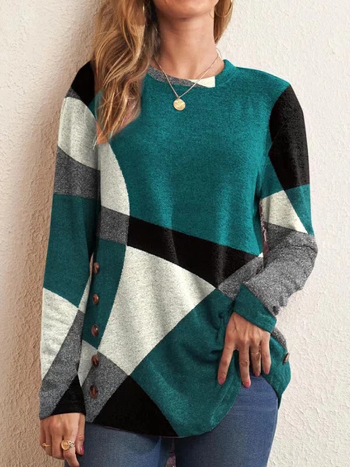 Women's fine knit sweater with geometric color block and decorative buttons Fashion Glam