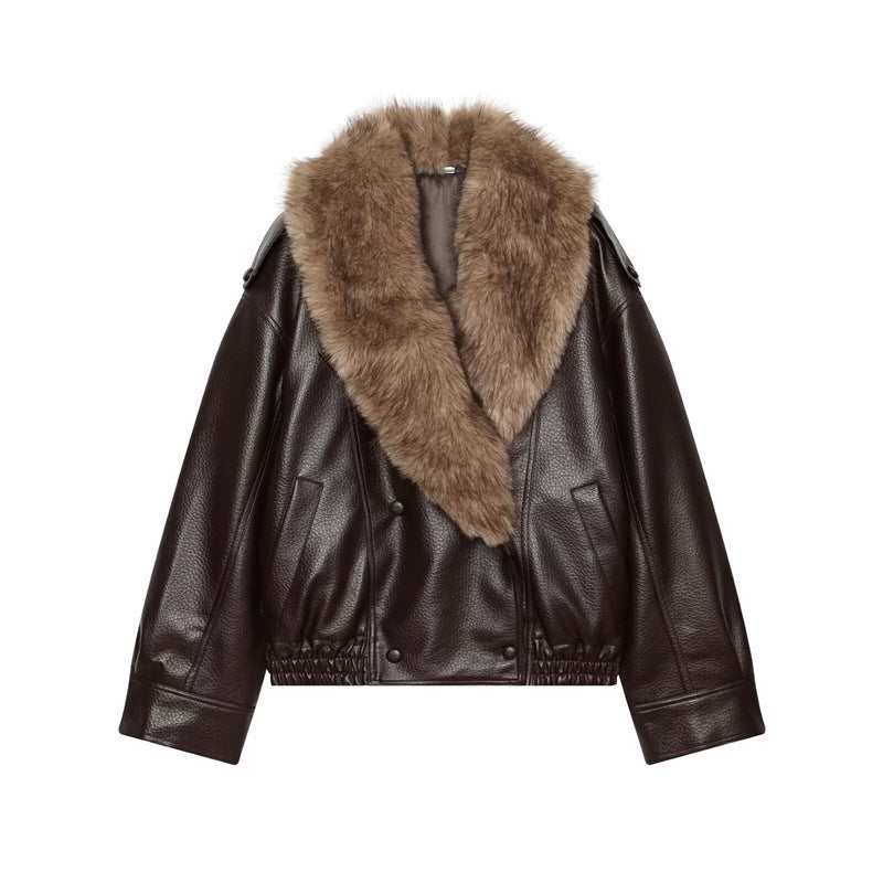 Women’s short-cut leather jacket with full fur collar and elastic hem Fashion Glam
