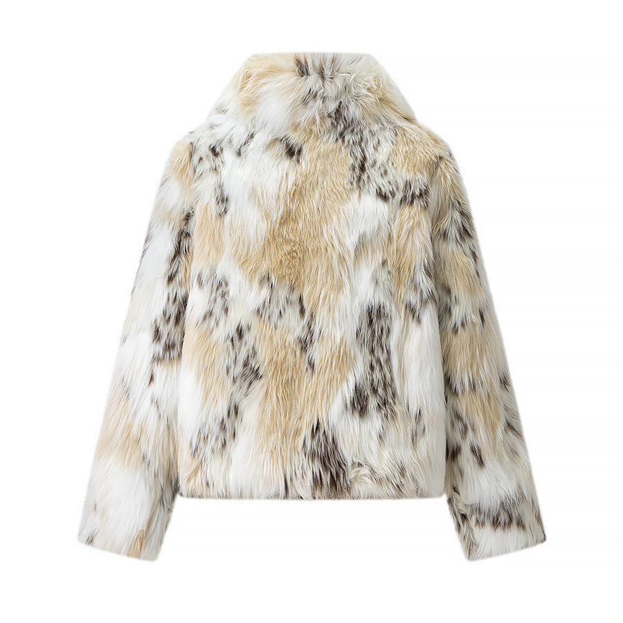 Women Short Faux Fur Jacket with Stand-Up Collar and Boxy, Cropped Cut Fashion Glam
