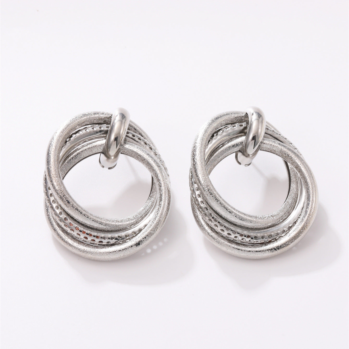 Women's Hanging Earrings with Elegant, Curved Ring Design Fashion Glam