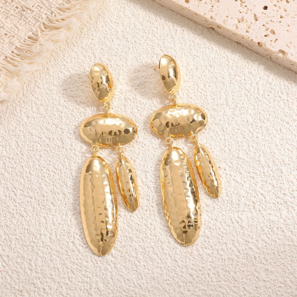 Women Hanging Earrings with artistic, three-dimensional design Fashion Glam