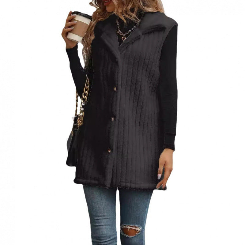 Women's sleeveless quilted vest with teddy lining, shirt collar, and button placket Fashion Glam