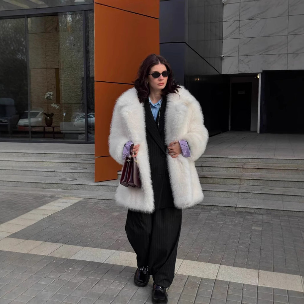Women's Long Pile Oversized Faux Fur Coat with Boxy Silhouette and Open Cut Fashion Glam