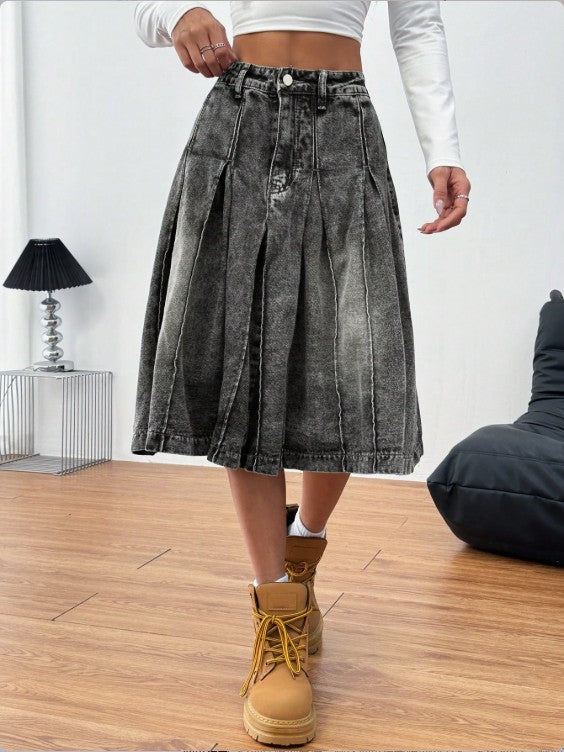 Ladies midi skirt made of denim with vintage wash, pleats and high waist Fashion Glam