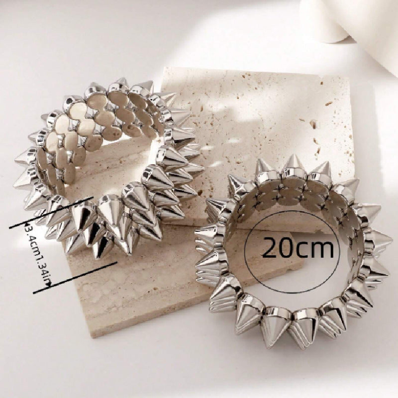 Women's bracelet with spikes Fashion Glam