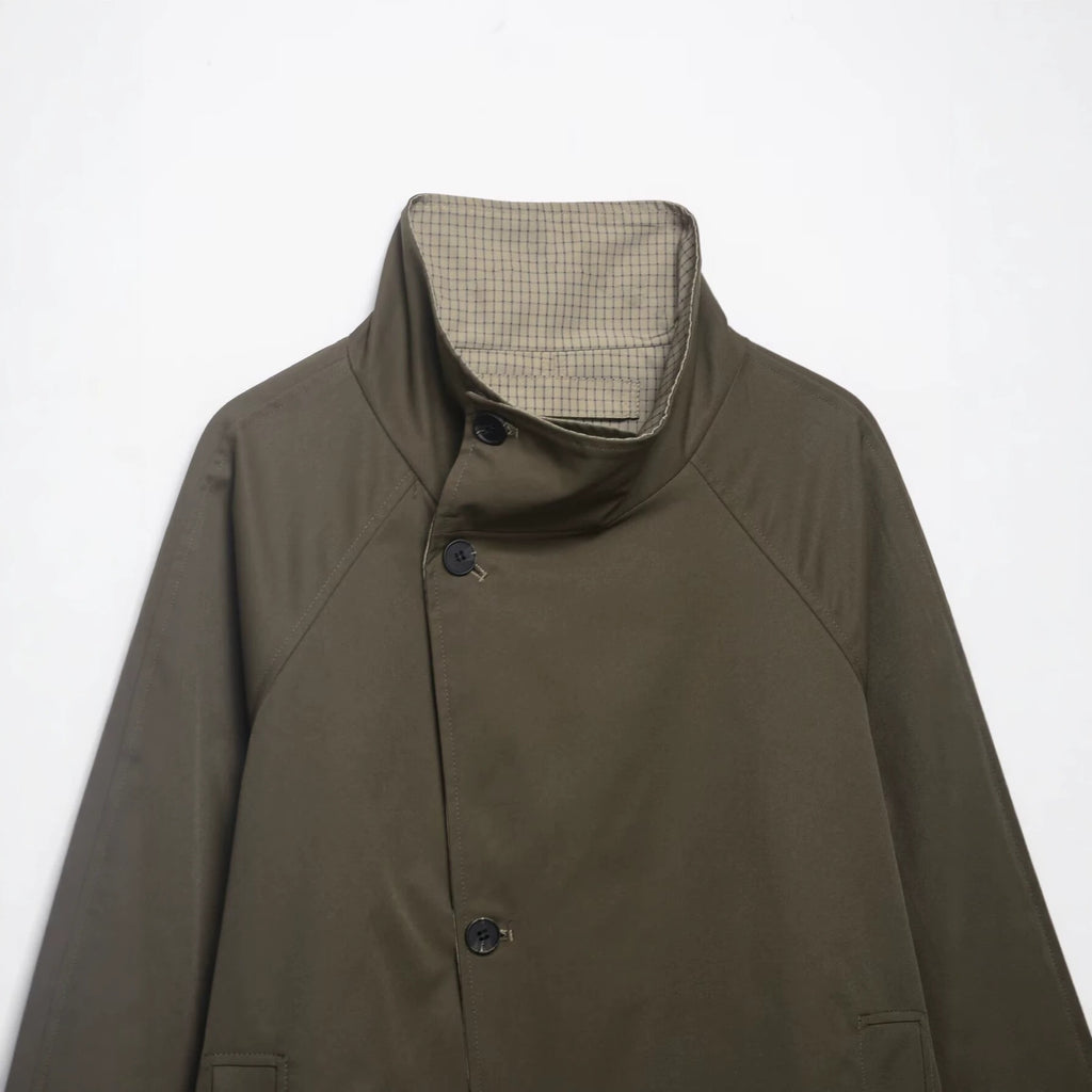 Women's short cape coat with high stand-up collar, concealed button placket and slanted pockets Fashion Glam