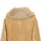 Women's short jacket made of faux suede with voluminous shawl collar and fur cuffs Fashion Glam