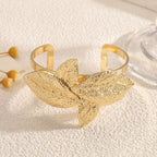 Women’s bracelet with elaborate leaf design Fashion Glam