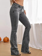 Women’s high-waisted flared jeans with pearl appliqué and shaping waistband Fashion Glam