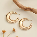 Women's Hanging Earrings in Modern Crescent Design Fashion Glam