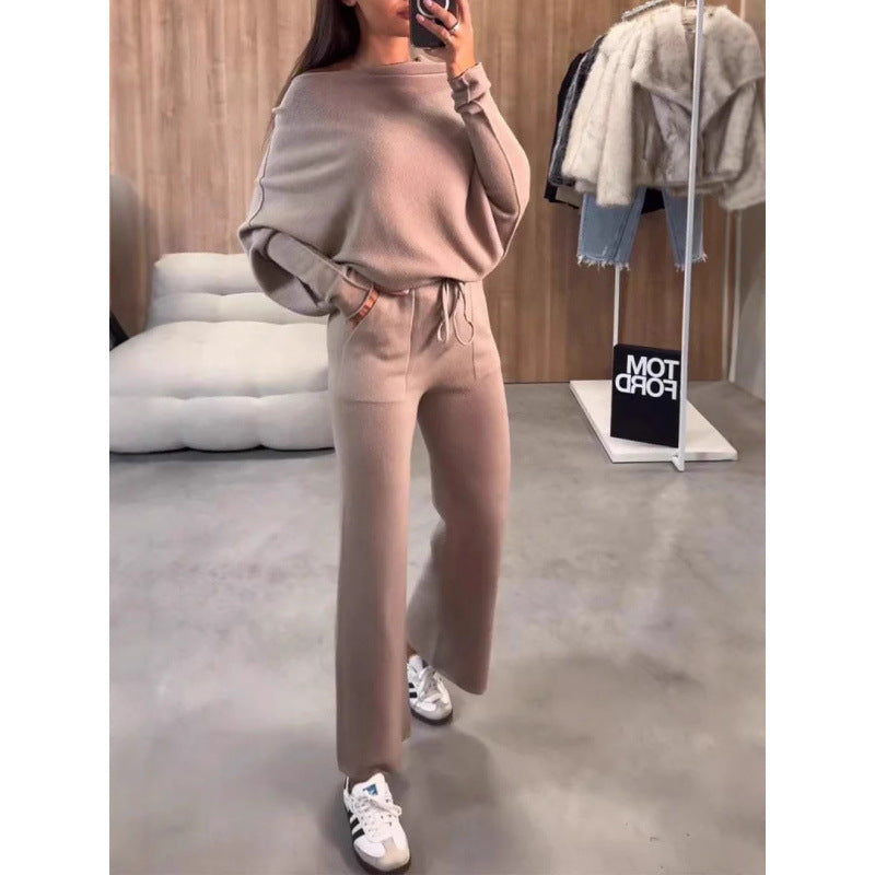 Women's Knit Loungewear Set with Oversized Shoulder, Wide Leg and Drawstring Fashion Glam