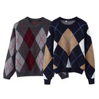 Women's Diamond Argyle Knit Sweater with Round Neck and Slightly Oversized Cut Fashion Glam