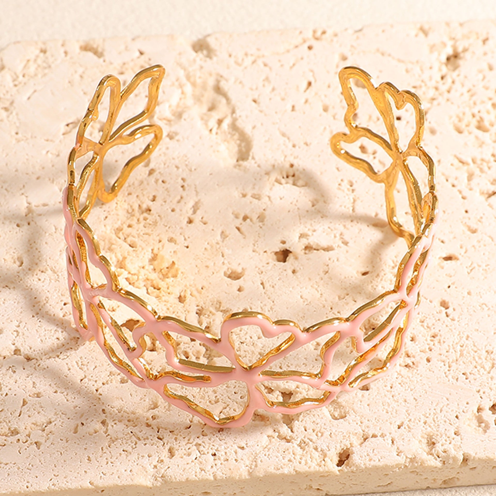Women Open Bangle in Elegant Leaf Design Fashion Glam