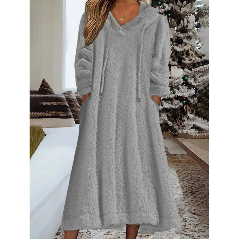 Ladies maxi dress made of teddy fleece with hood, V-neck and side pockets Fashion Glam