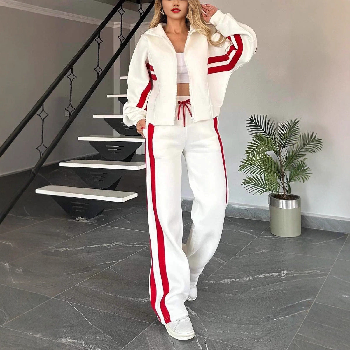 Women Two-Piece Sweat Set with Zipper Jacket and High-Waist Relaxed Jogging Pants Fashion Glam