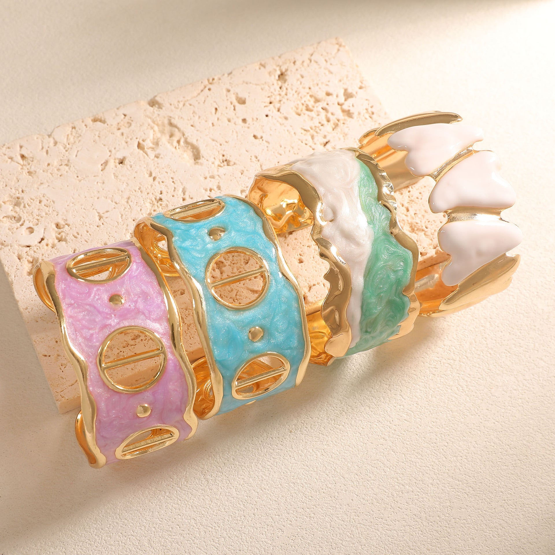 Women Open Cuff Bracelet with Artistic Snake Design Fashion Glam