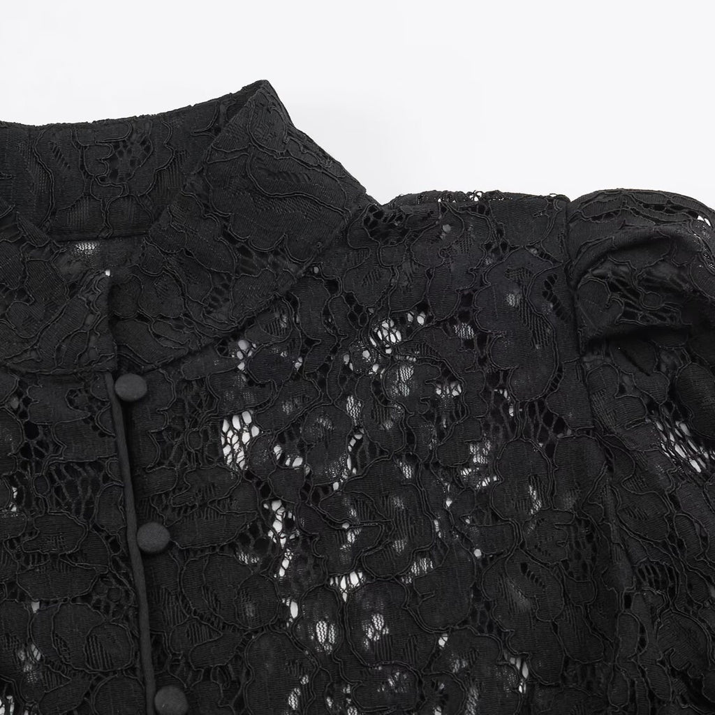Ladies short-cut transparent lace blouse with stand-up collar, fabric button placket and gathered puff sleeves Fashion Glam