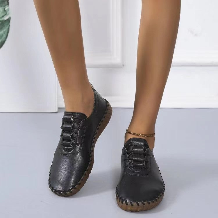 Women Lightweight Sneakers with Hand-Stitched Decorative Seam and Flexible Profile Sole Fashion Glam
