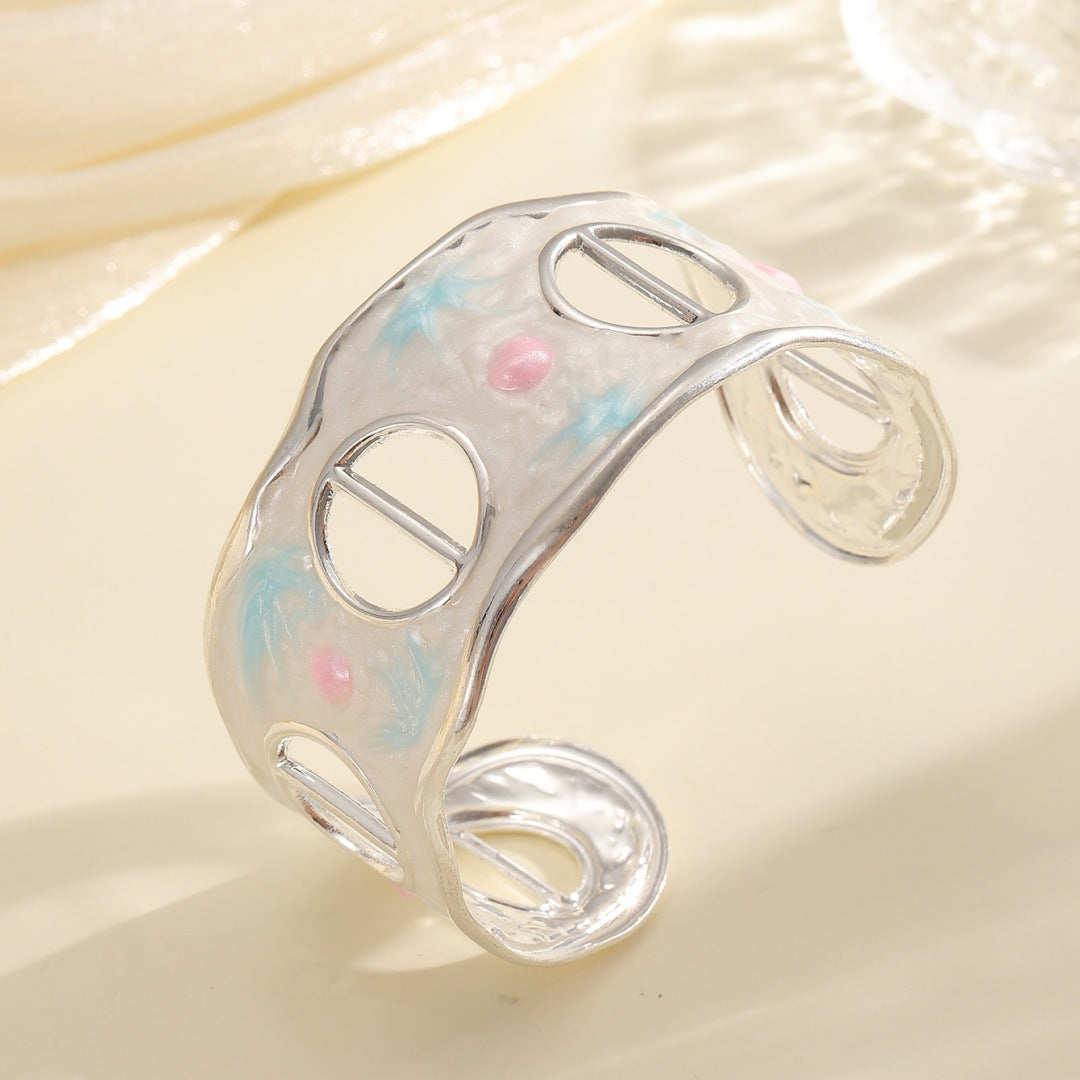 Women Open Bangle with Modern, Transparent Design Fashion Glam