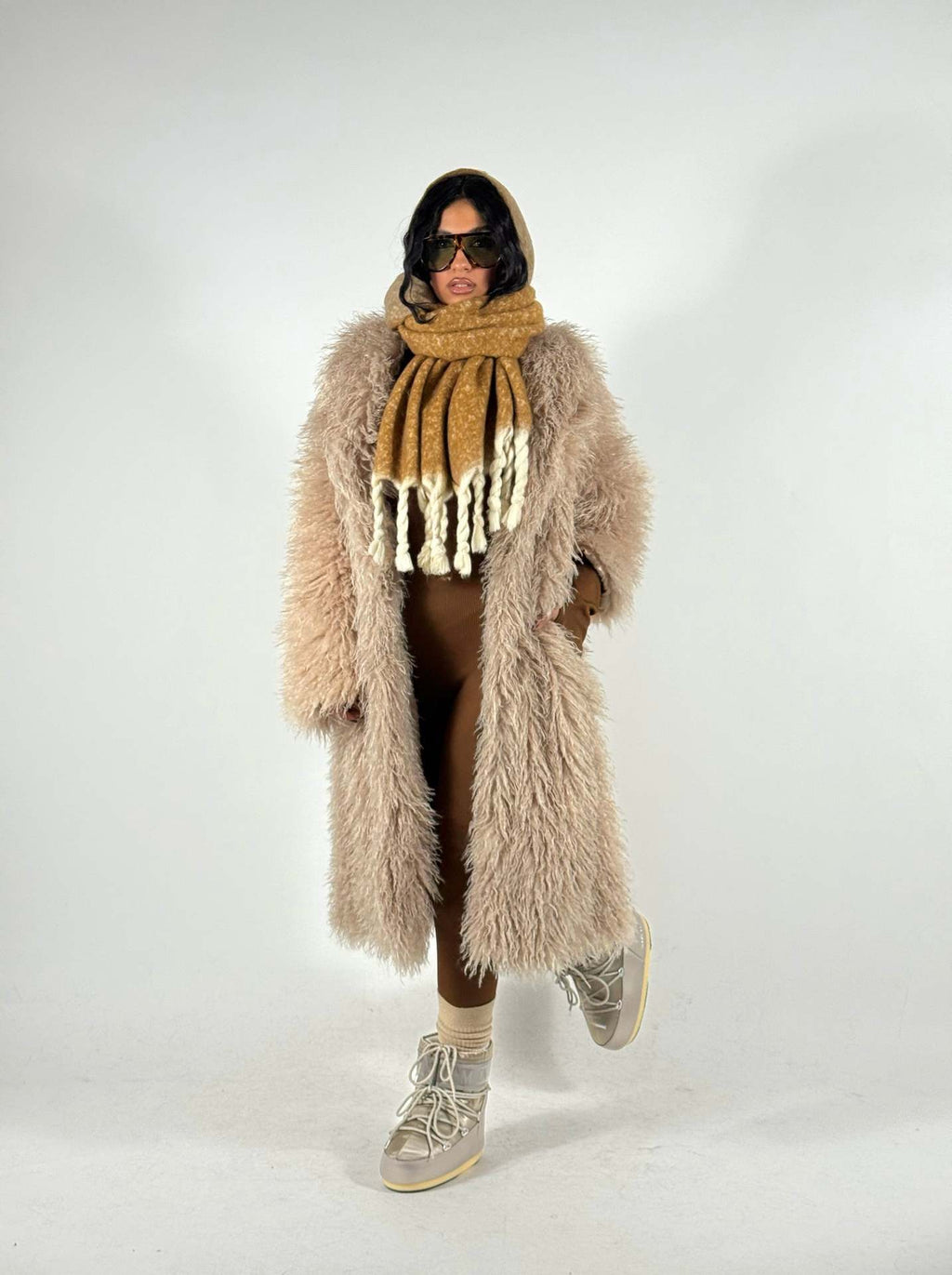 Women's Maxi Long Faux Fur Coat with Long Pile and Oversized Silhouette Fashion Glam