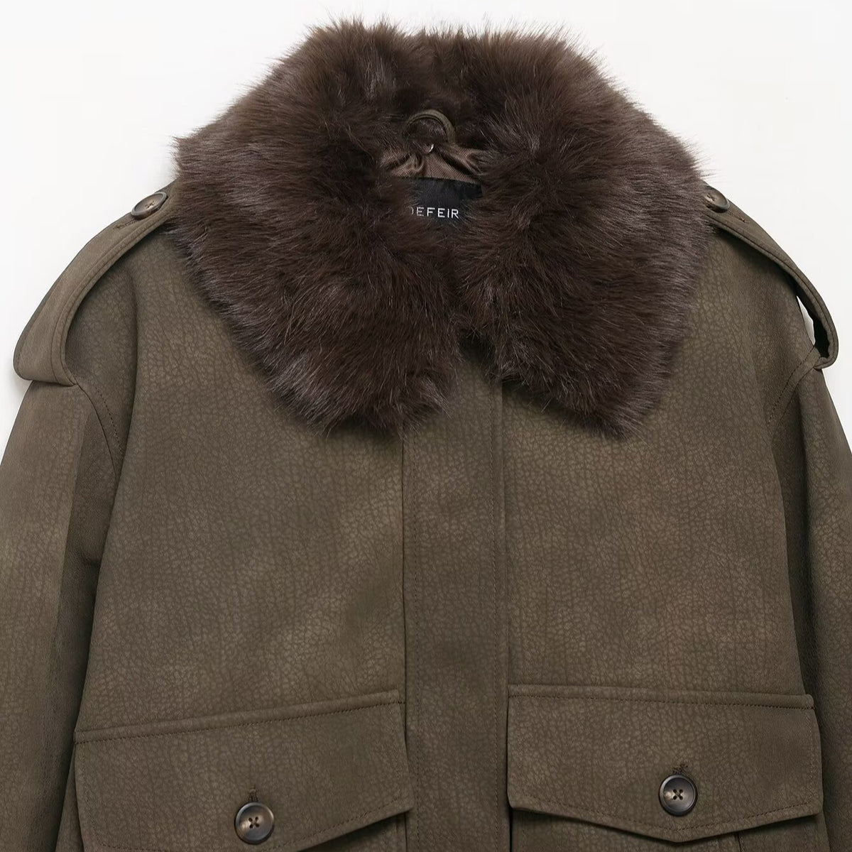Women's short jacket in pilot bomber style with faux fur shawl collar Fashion Glam