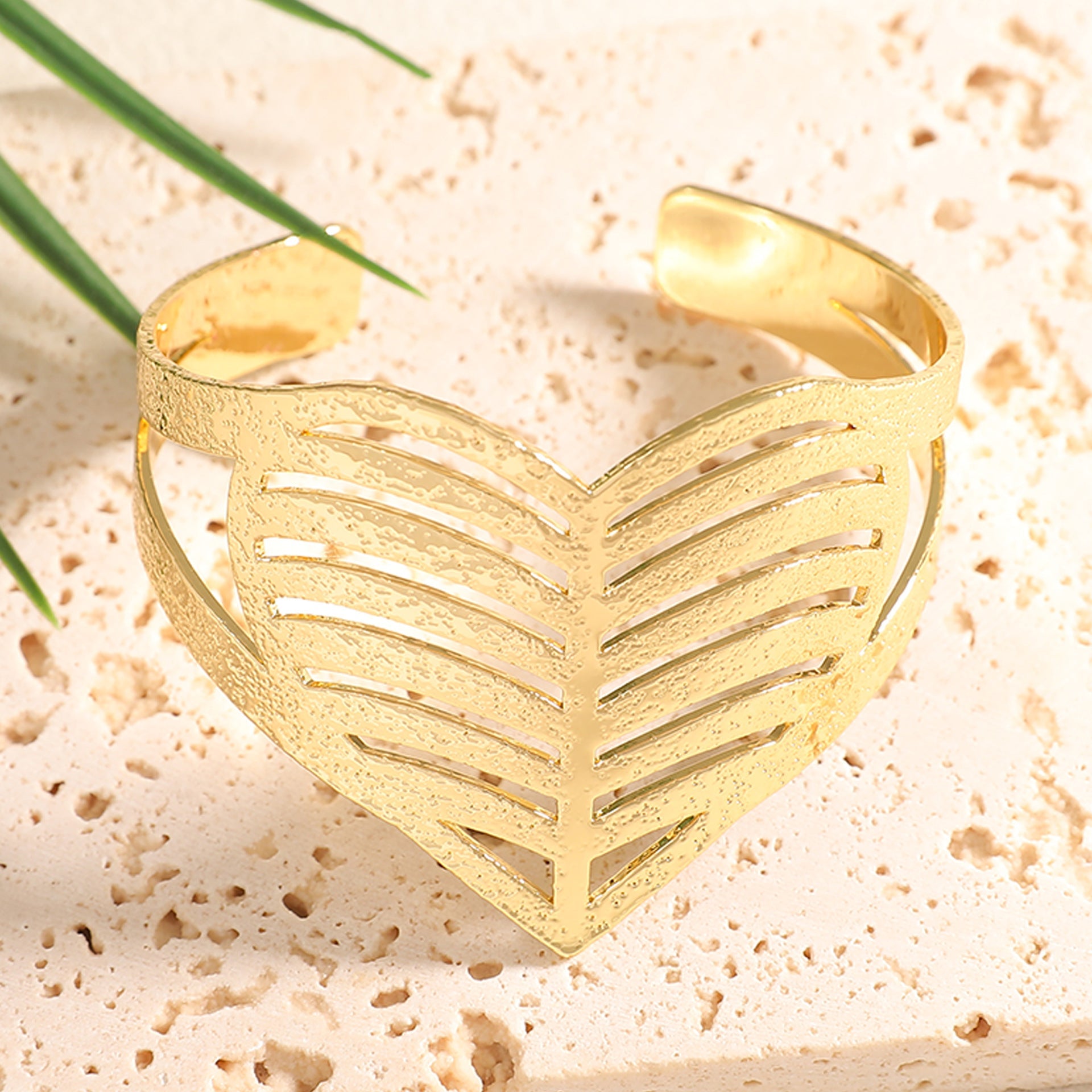Ladies Open Bangle with Artistic Coral Pattern Fashion Glam