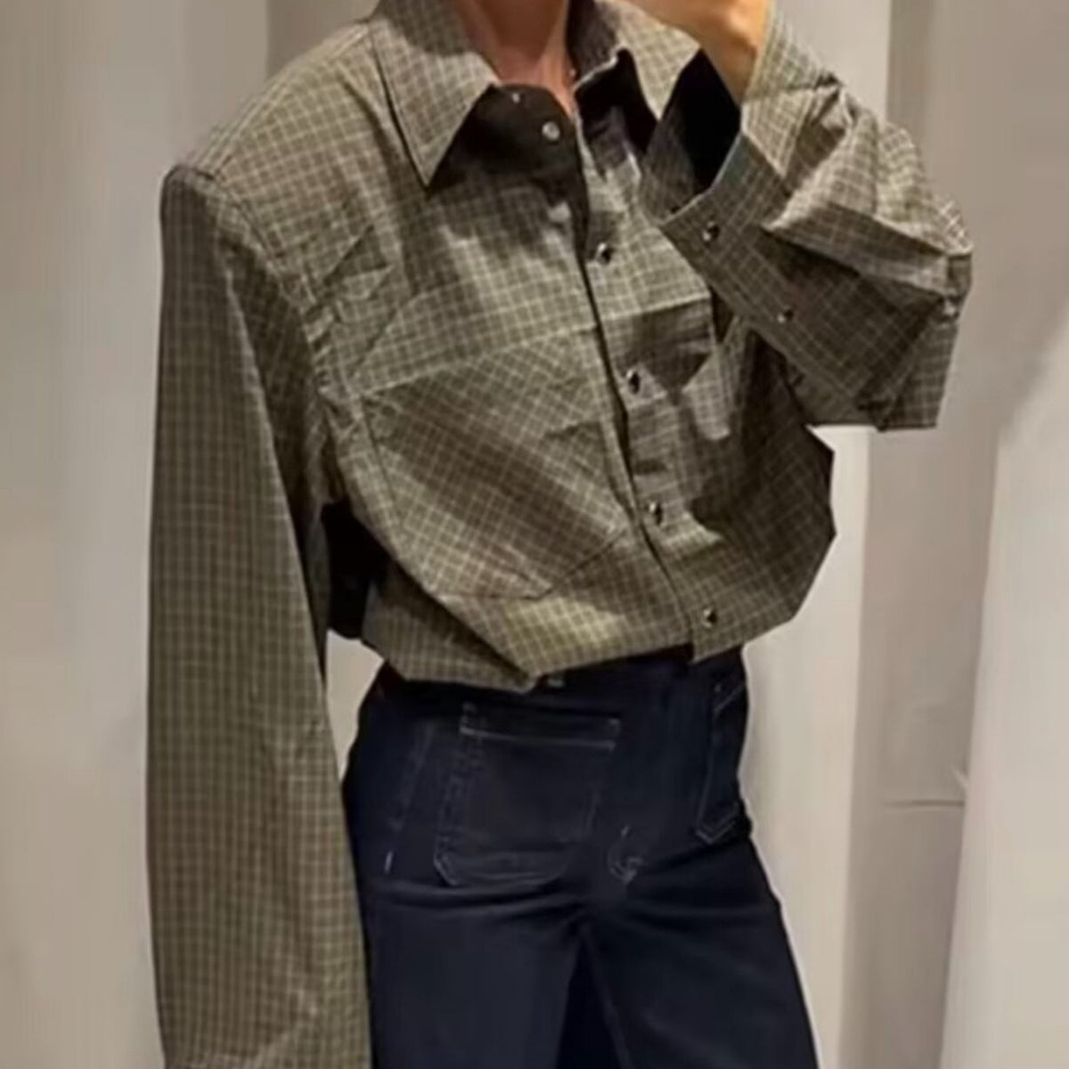Women Oversize Check Shirt with Chest Pocket and Curved Hem Fashion Glam