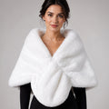 Women Elegant Faux Fur Stole in Capelet Cut Fashion Glam