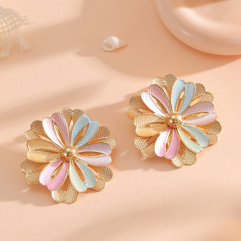 Ladies Hair Clips with Artistic Flower Design Fashion Glam