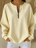 Women's Oversize Sweater with fine rib structure and short zipper Fashion Glam